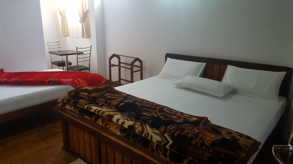 Eranga Guest Hotell Nuwara Eliya Rum bild
